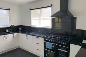 528 Wellington Road, Marton