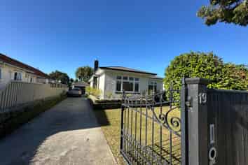 19 Guy Avenue, Takaro