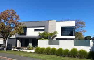 7 Urunga Avenue, Strowan