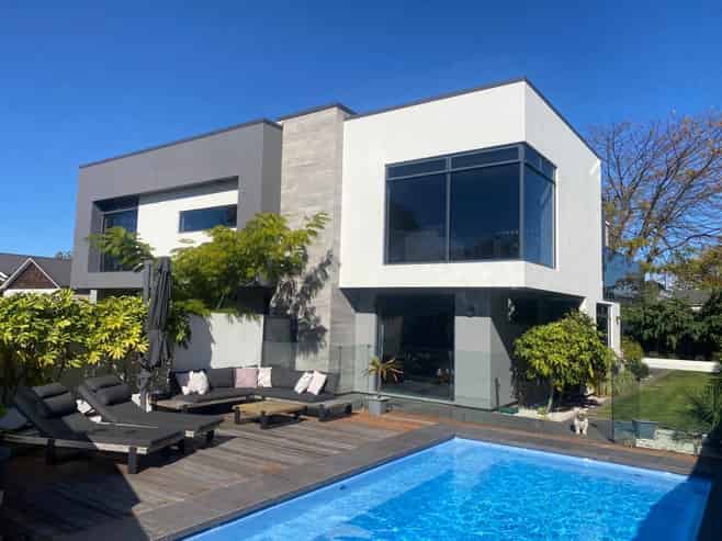 7 Urunga Avenue, Strowan