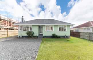 23A Hereford Street, Te Atatu Peninsula