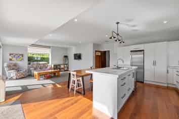 19 Ings Avenue, Saint Clair