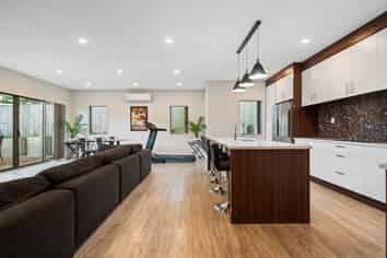 4A Kearney Place, Massey