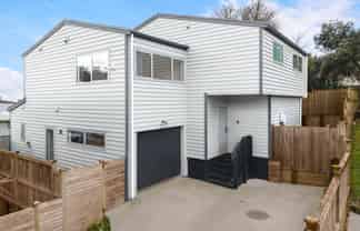 4A Kearney Place, Massey