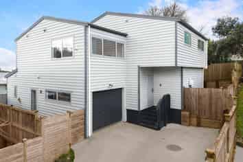 4A Kearney Place, Massey