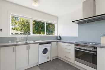 2 Awatea Terrace, Lynmore