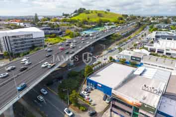 RARE NEWMARKET CORNER SITE WITH PROFILE | 22 PARKS