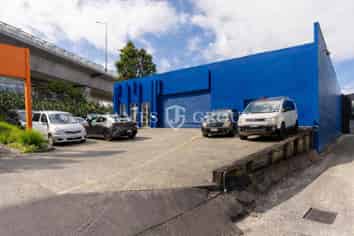 RARE NEWMARKET CORNER SITE WITH PROFILE | 22 PARKS