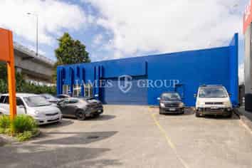 RARE NEWMARKET CORNER SITE WITH PROFILE | 22 PARKS