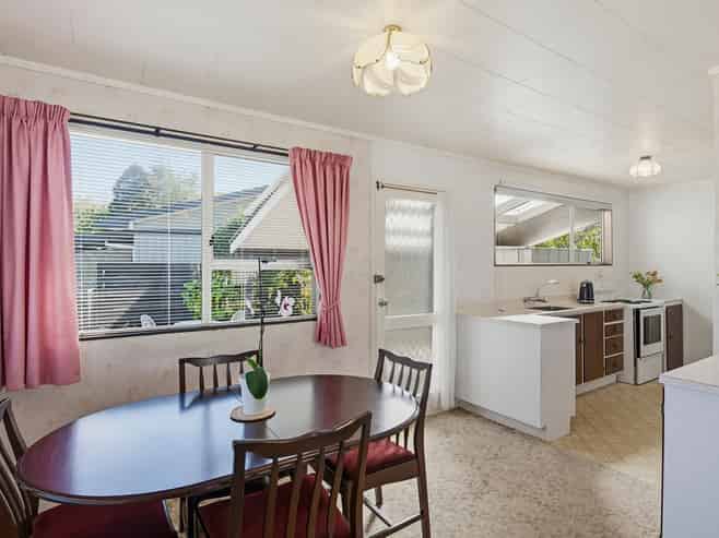 12a Park Avenue, Waikanae