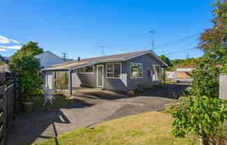 12a Park Avenue, Waikanae