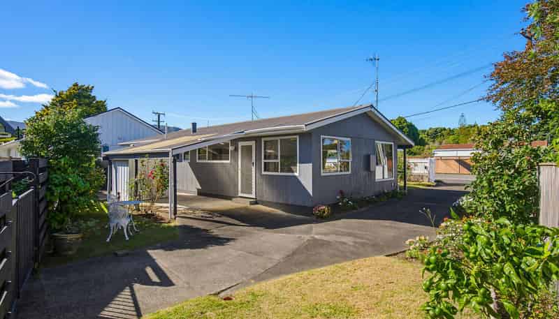 12a Park Avenue, Waikanae