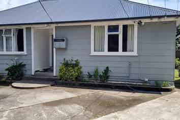 65 Molesworth Street, Taita