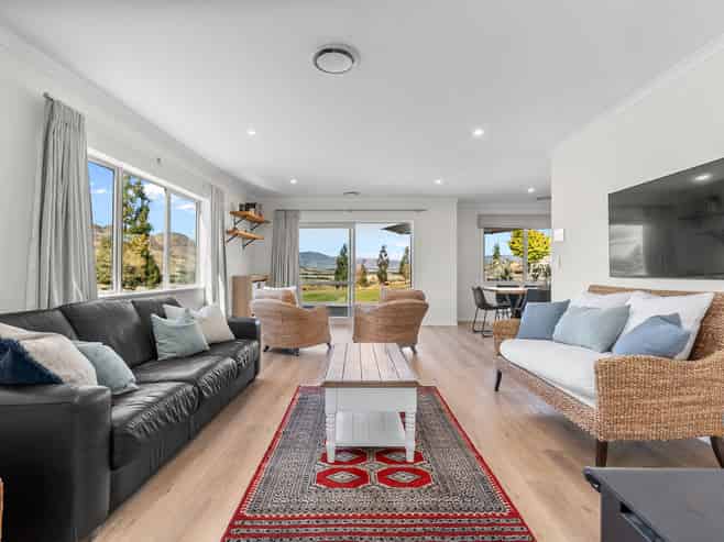 172 Queensberry Terrace, Queensberry