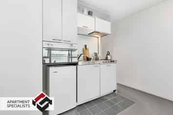 10J/34 Kingston, Auckland Central