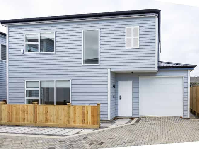 34 Hellyers Street, Birkdale