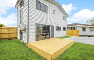  Moncrieff Avenue, Clendon Park