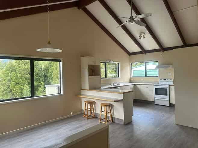 774 Kopu-Hikuai Road, Kopu