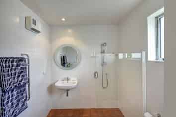 48 Holyhead Street, Outram