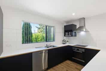 1/10 Parlane Street, Addington