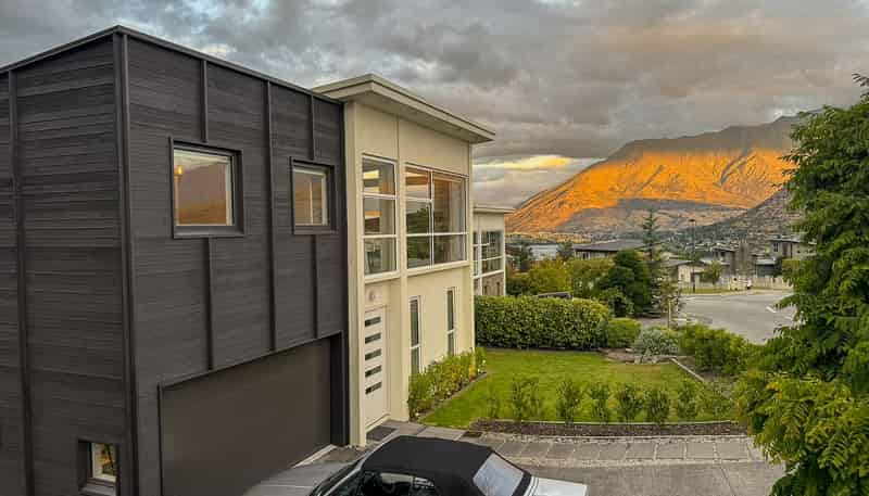 7 St Samantha Lane, Queenstown
