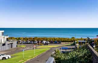 1 McLean Street, Strandon