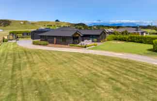 8 Tikorangi Road East, Tikorangi