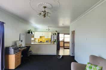 143 Ngamotu Road, Spotswood