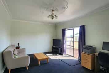 143 Ngamotu Road, Spotswood