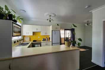 143 Ngamotu Road, Spotswood