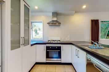 100a Holloway Road, Aro Valley