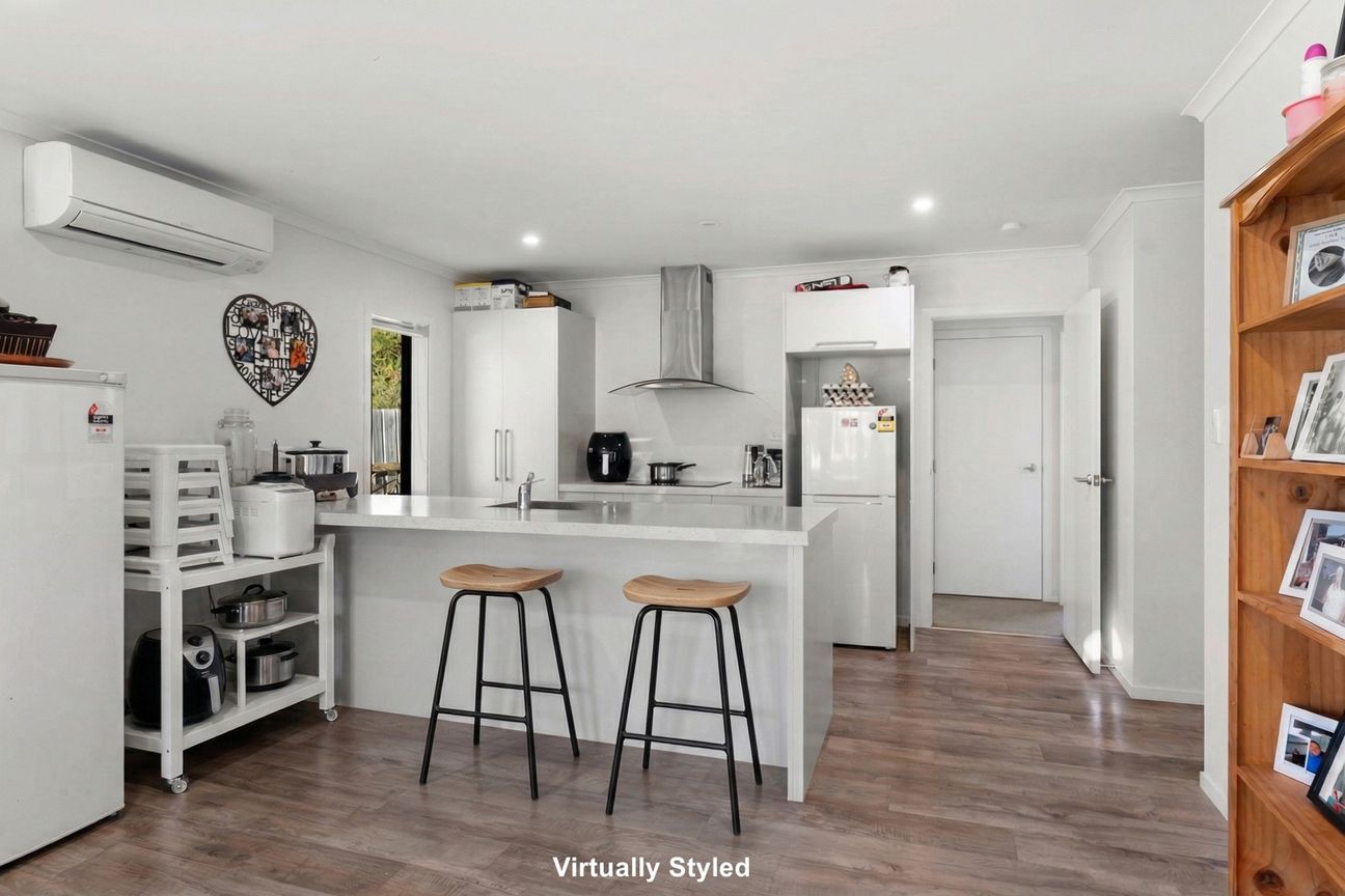 Vendor Says Sell – Don't Miss This Opportunity - Vista 2