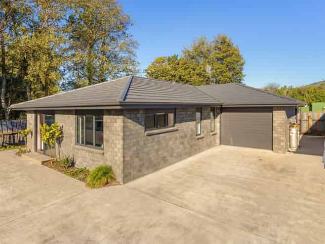 25D Stout Street, Shannon