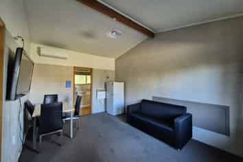 M8/219 Johns Road , Northwood