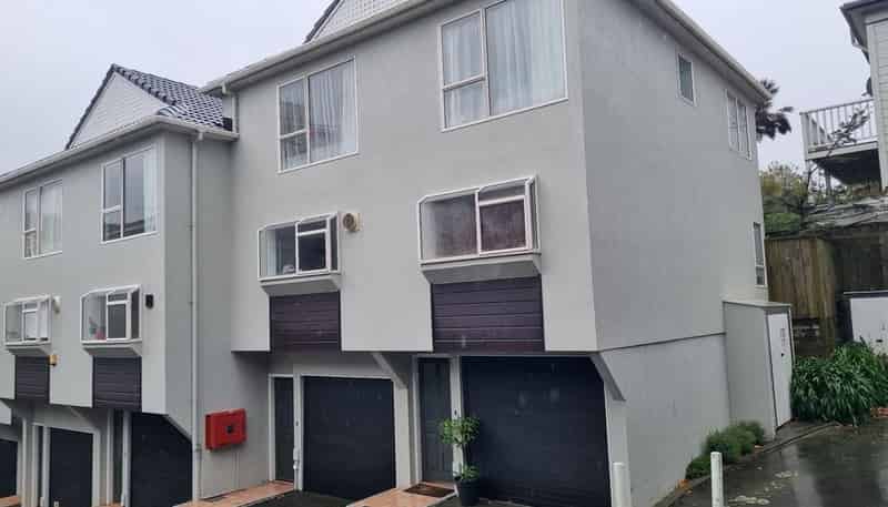 18/20 Thompson Street, Mount Cook