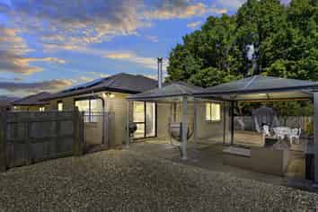 16A Sunstone Crescent, Brown Owl