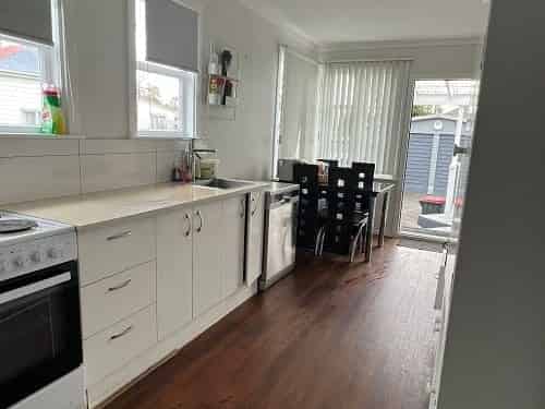 43 Ash Street, Avondale