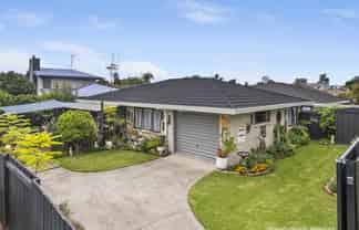 61 Seventeenth Avenue, Avenues