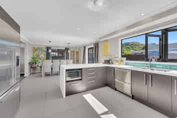 33 Surrey Street, Taradale