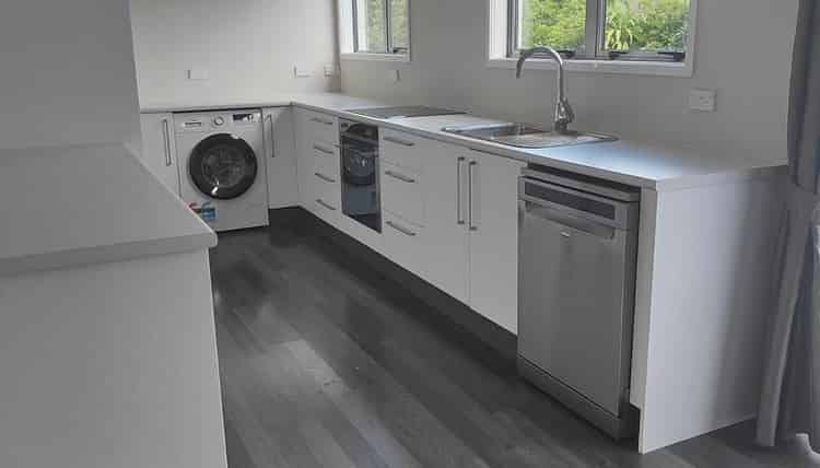 2/15 Donald Street, Regent