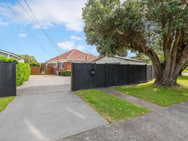 41 Riverside Drive, Waiwhetu