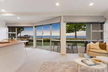 5A The Esplanade, Eastern Beach