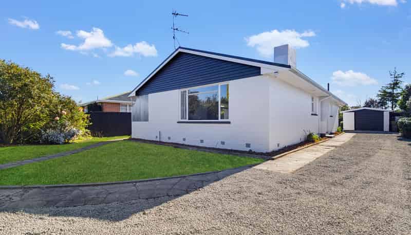 6 Woods Street, Allenton