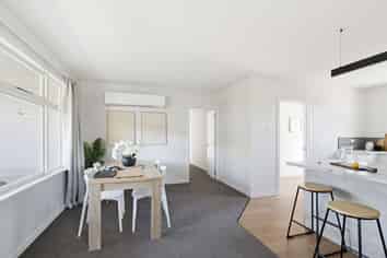 6 Woods Street, Allenton