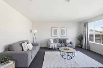 6 Woods Street, Allenton