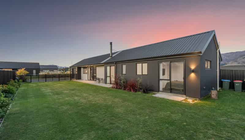 101 Burdon Loop, Lake Hawea