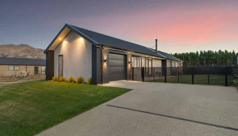 101 Burdon Loop, Lake Hawea