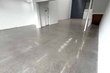 High Profile Penrose Showroom | 230 m2