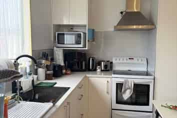 16B Totaravale Drive, Totara Vale