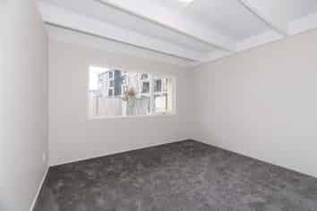 5/5 Keeling Road, Henderson